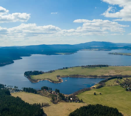 Lipno a poloostrov Hruštice