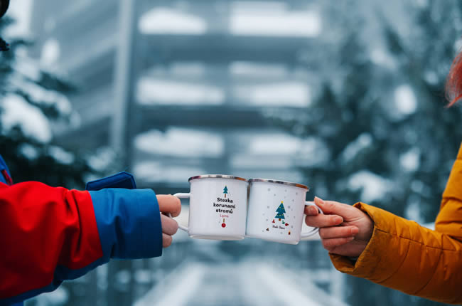 Novoroční výstup na Stezku korunami stromů Punč při novoročním výstupu na Stezku korunami stromů